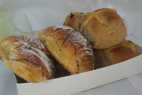 Bloomers and Danish photo 1